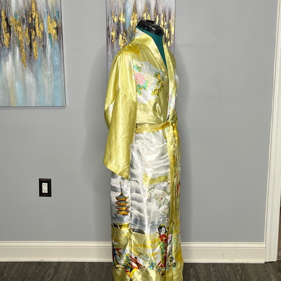 Yellow Kimono Robe - Picture 2 of 3
